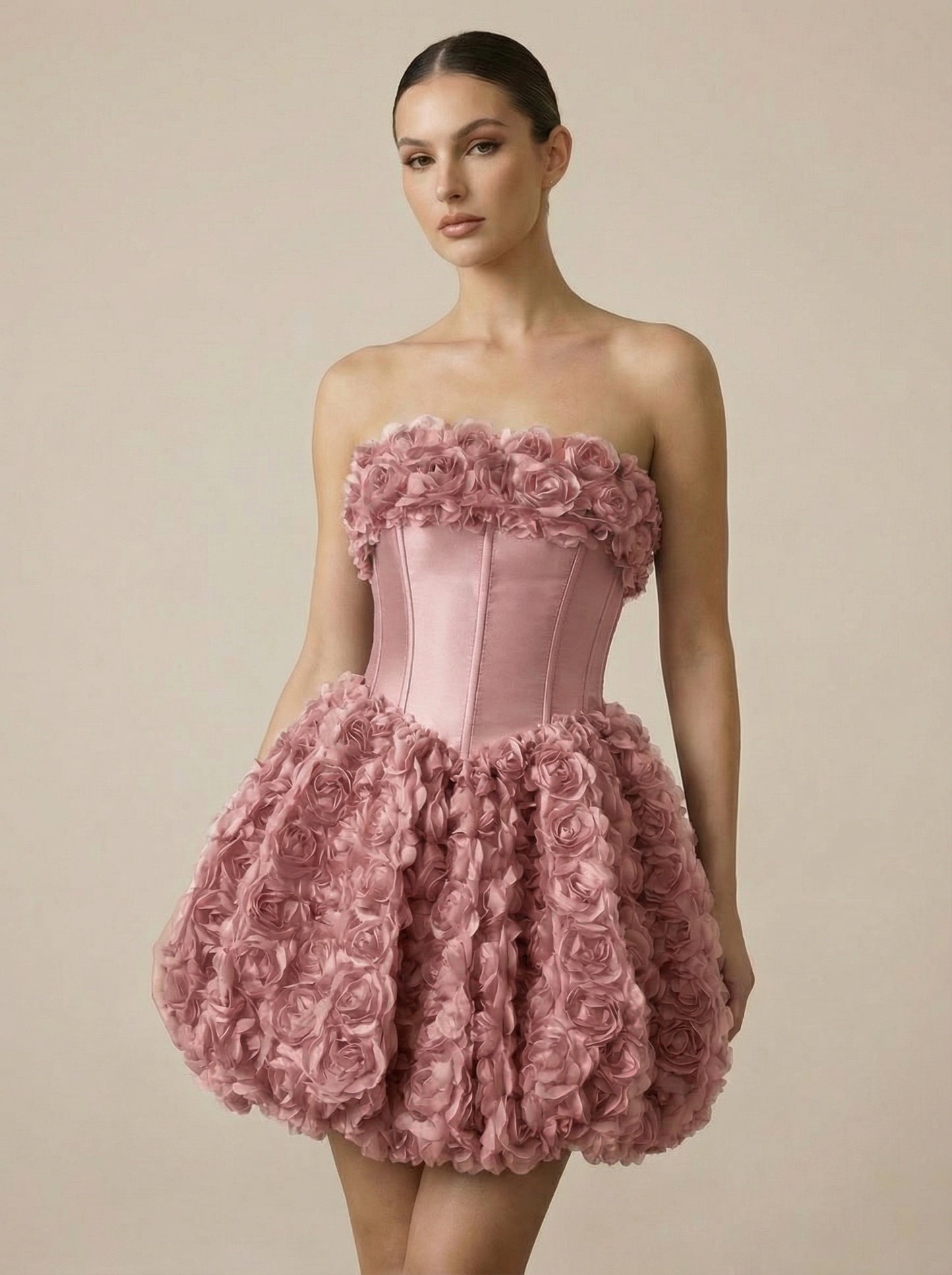 Balon haljina sa 3D cvetovima u puder roze boji
